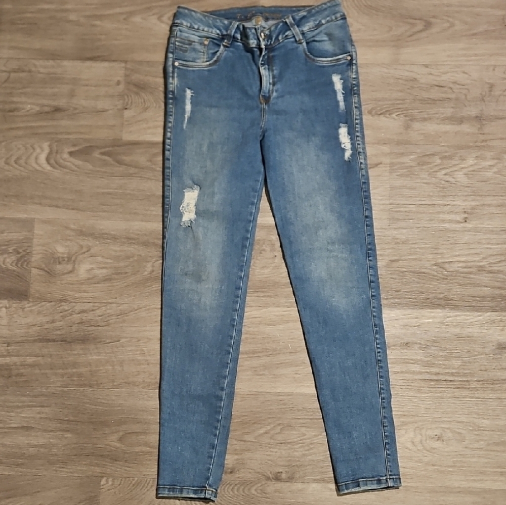Colombian Women's Blue Distressed Jeans